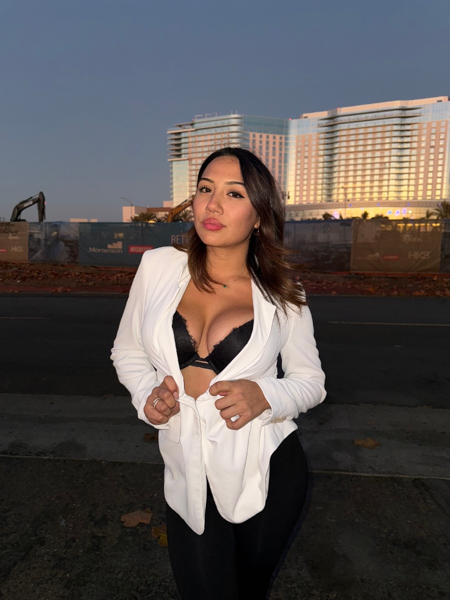 Take a pause and enjoy Ali Cruz — streaming from Beirut