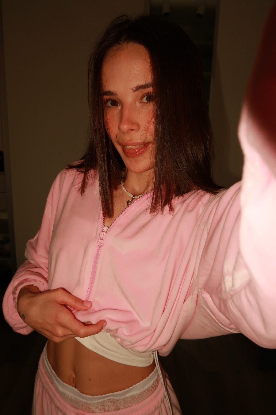 Tina brings the glow — live moments in Beirut